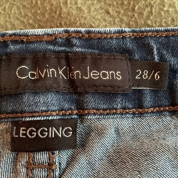 Calvin Klein Jeans blue leggings. Size 6. - Picture 2 of 8